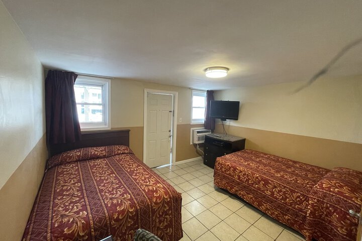 Room 99 of 135