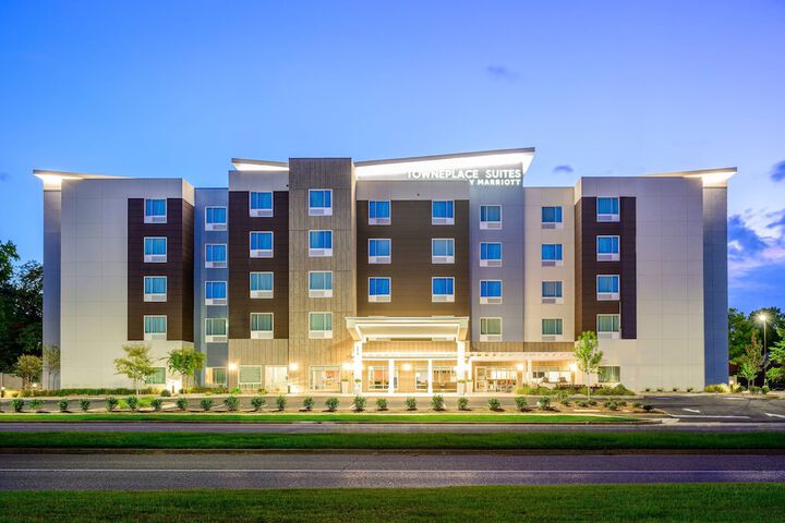 Hotel 2 of 33