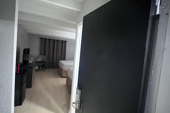 Regency Inn