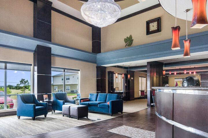 Hotel Interior 11 of 29