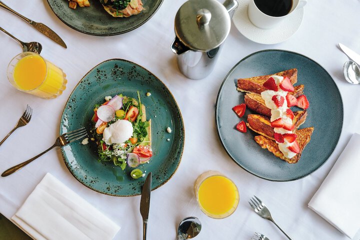 Breakfast/Coffee Service 159 of 217