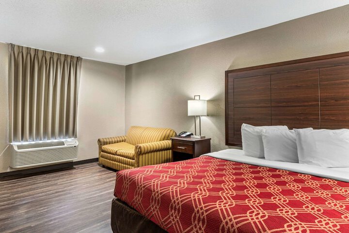 Room 15 of 23