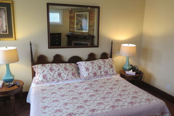 Room 15 of 42