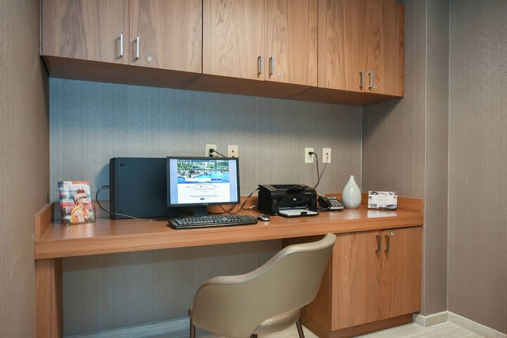 SpringHill Suites by Marriott Charlotte Concord Mills Spdwy
