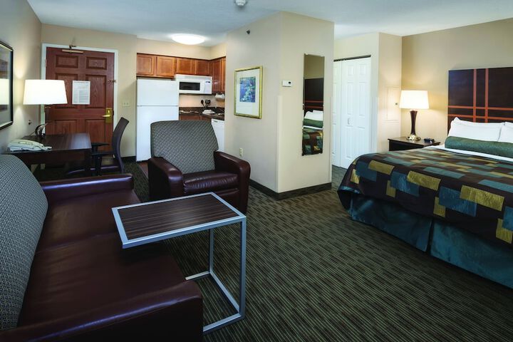 Room 8 of 20