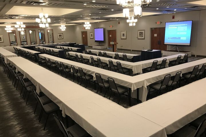 Holiday Inn Martinsburg by IHG