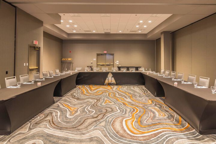 Delta Hotels by Marriott Fargo