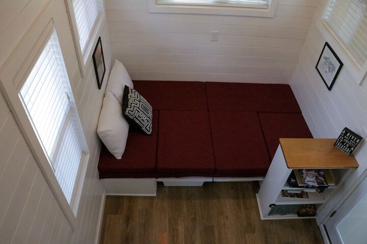 Room 18 of 129