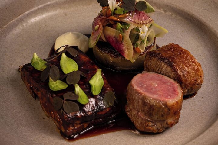 Dining 85 of 138