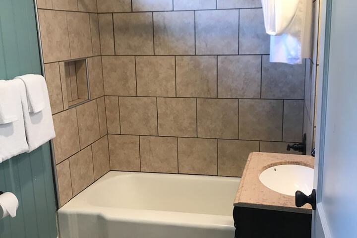 Room 9 of 65