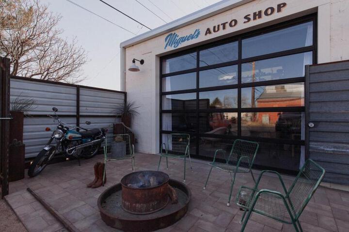 Industrial Artist Loft at Iconic Property