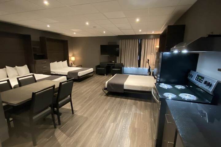 Room 11 of 75