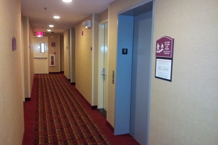 Ballroom/Hall 42 of 45
