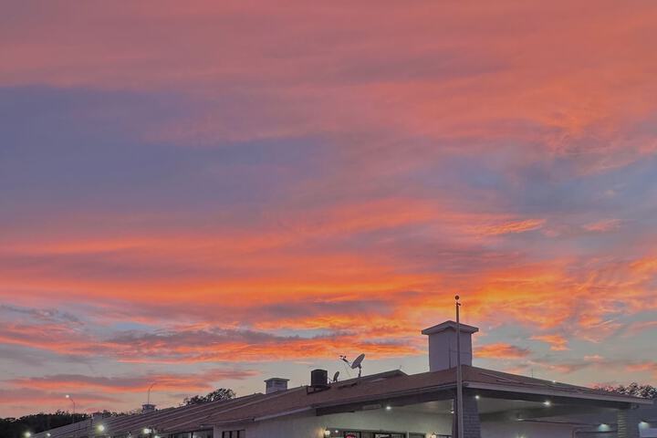 Sunset Inn