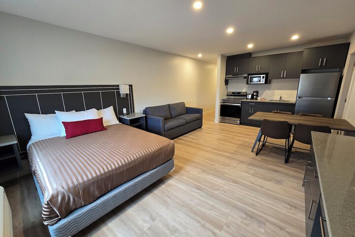 Sahara Courtyard Inn Penticton