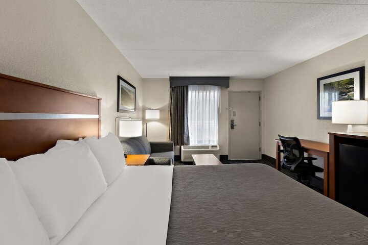 Room 38 of 69