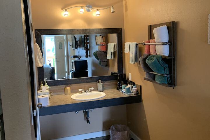 Room 116 of 200