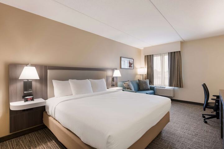Room 30 of 45