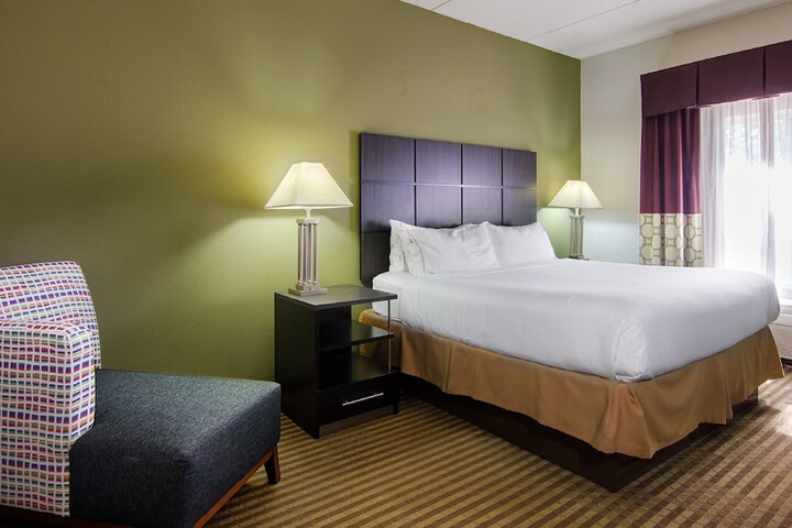 Holiday Inn Express Hotel & Suites Mooresville - Lake Norman by IHG