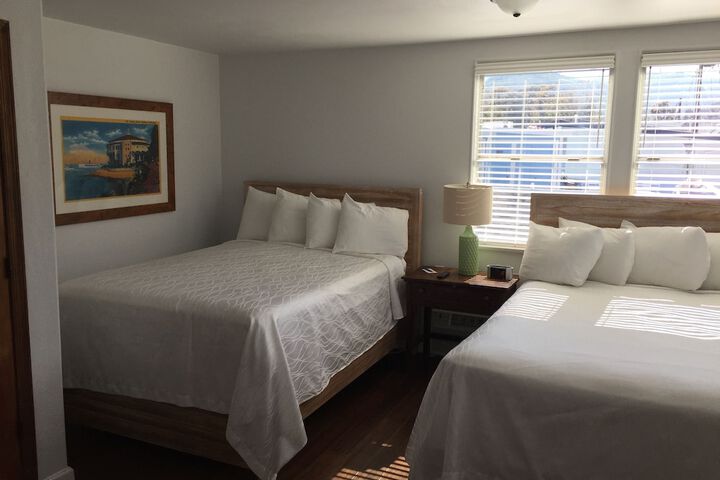 Room 52 of 162