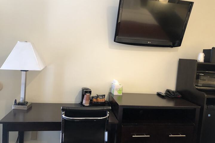 Room 11 of 29