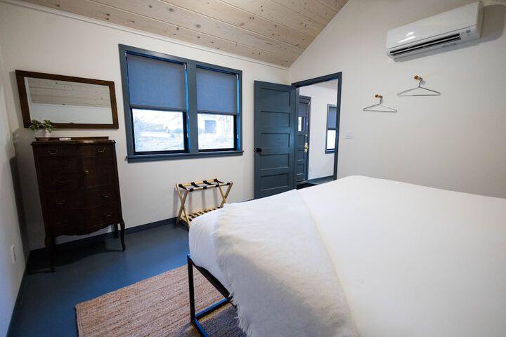 Room 17 of 59