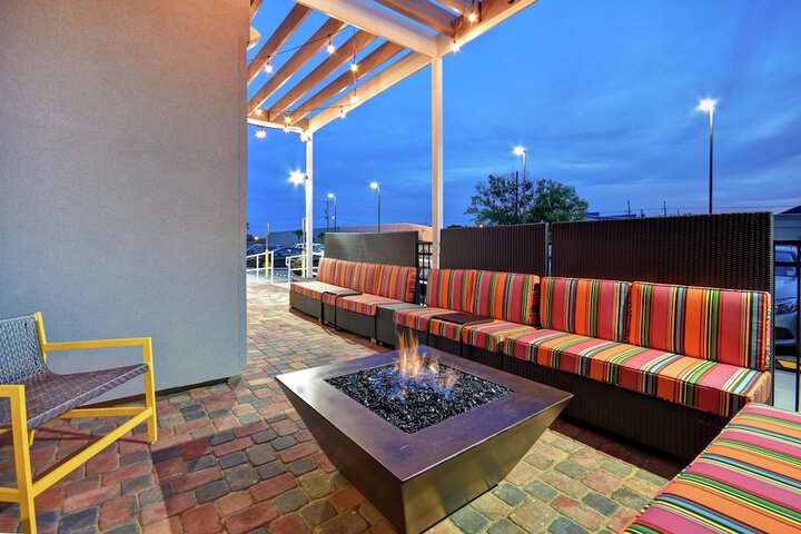 Terrace/Patio 41 of 43