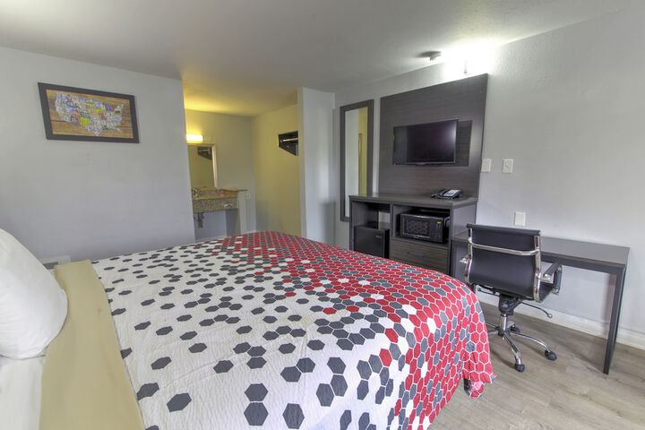 Room 17 of 21