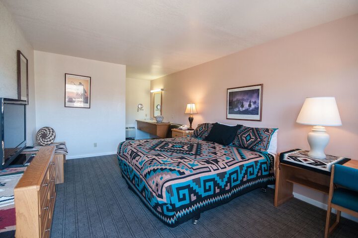 Room 8 of 14