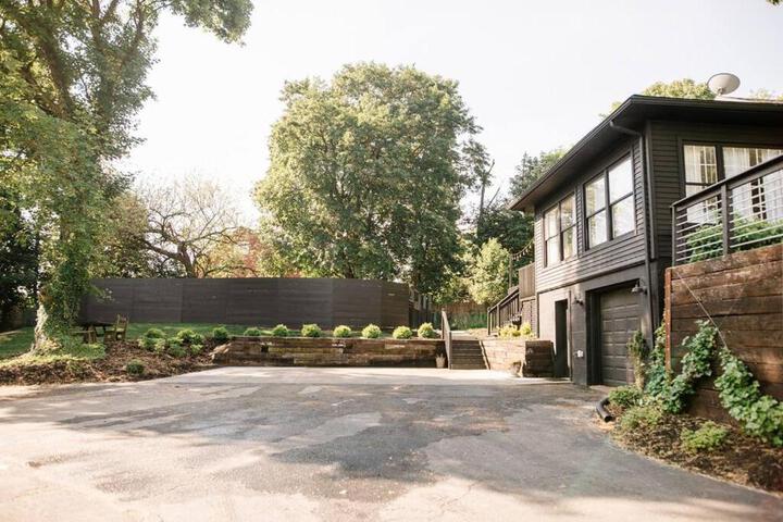 Ode to the 70's creative private home with pool