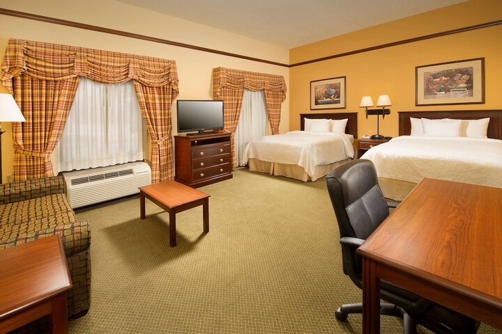 Room 25 of 68