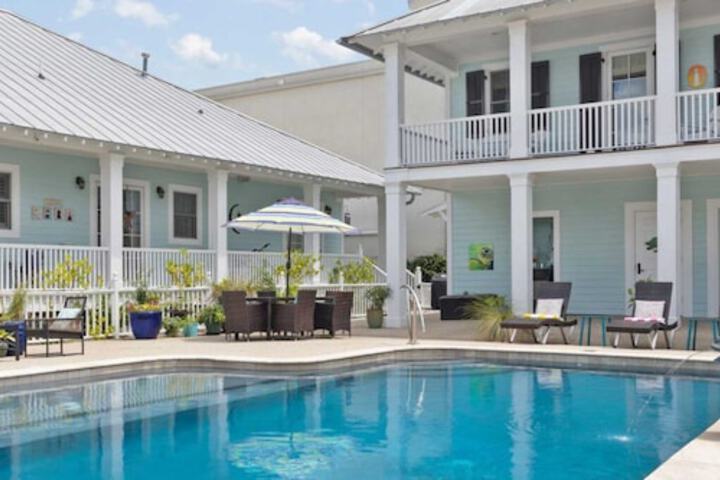 Bay Town Inn