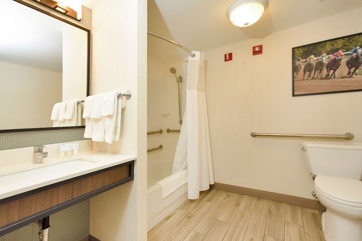 Hilton Garden Inn Saratoga Springs