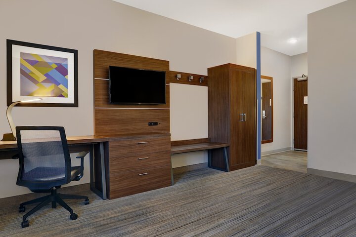 Room 26 of 56