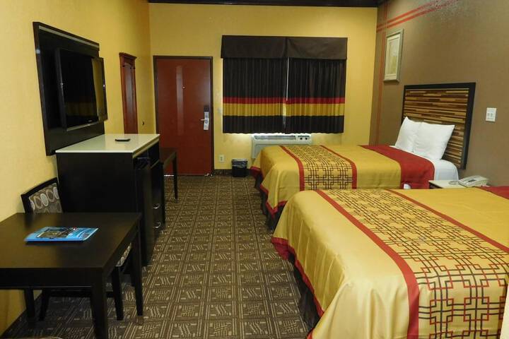 Room 20 of 37