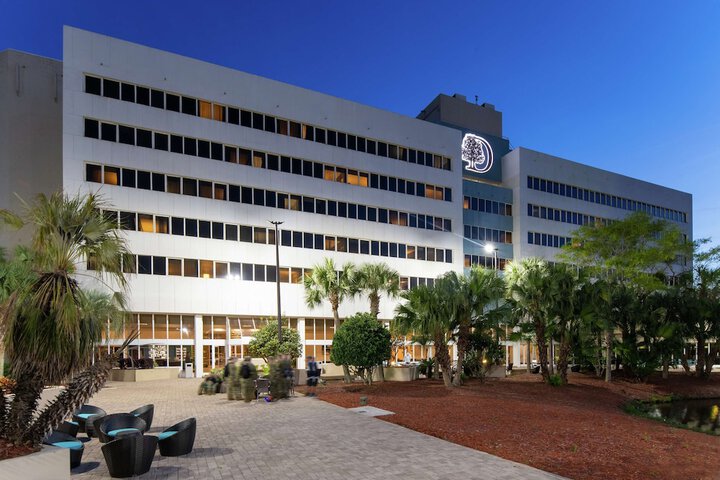 Hotel 4 of 72