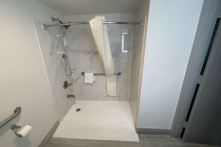 Room 35 of 50