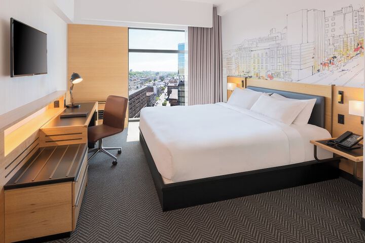 Hotel PUR Quebec a Tribute Portfolio Hotel