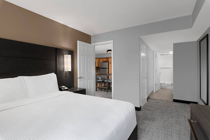 Room 18 of 35