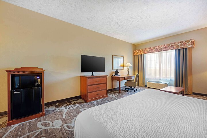 Room 44 of 54