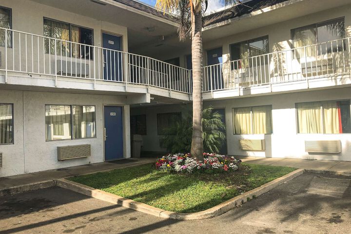 Hotel 8 of 37