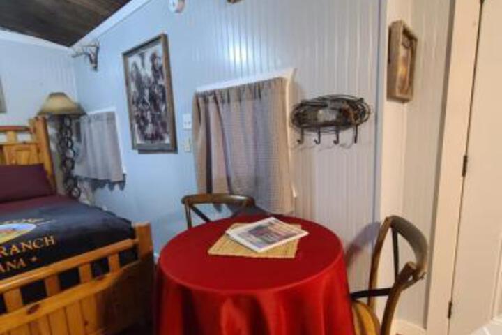The Buffalo Girls Hotel