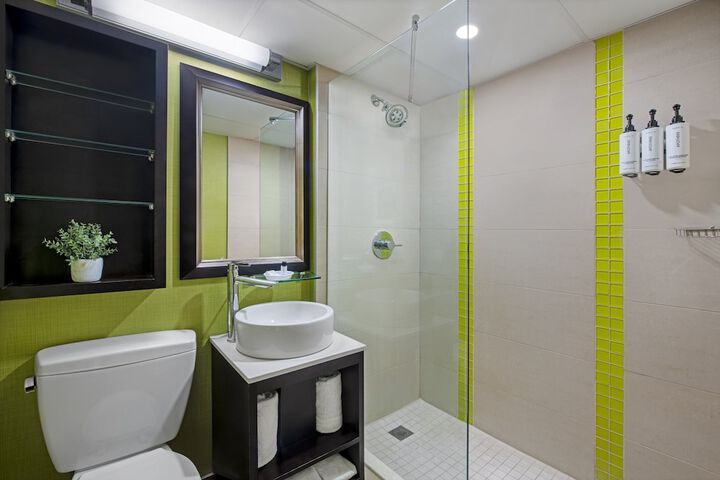 Crowne Plaza Kitchener-Waterloo by IHG
