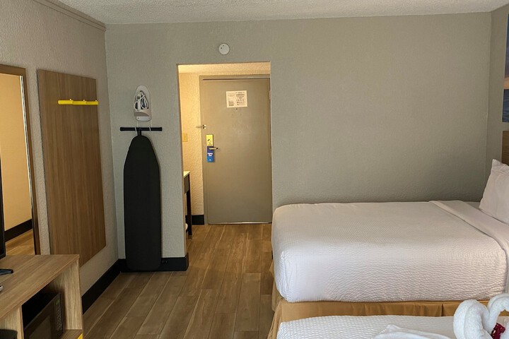 Room 20 of 56