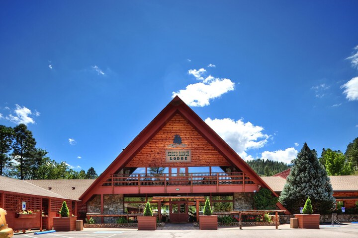 Kohls Ranch Lodge