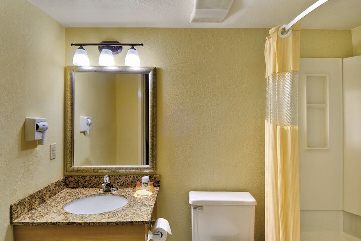Room 12 of 13