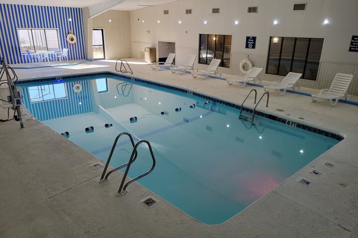 Pool 6 of 18