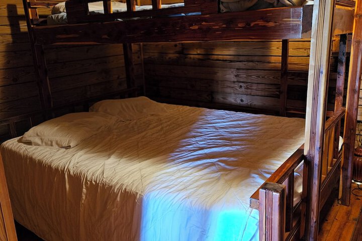 Room 12 of 15
