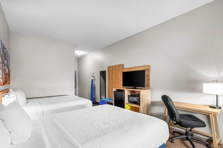 Days Inn by Wyndham Collinsville / St. Louis