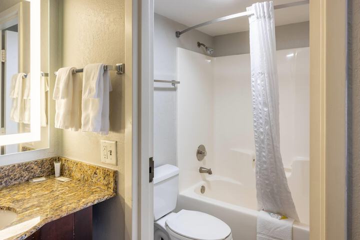 Days Inn by Wyndham Port Charlotte / Punta Gorda